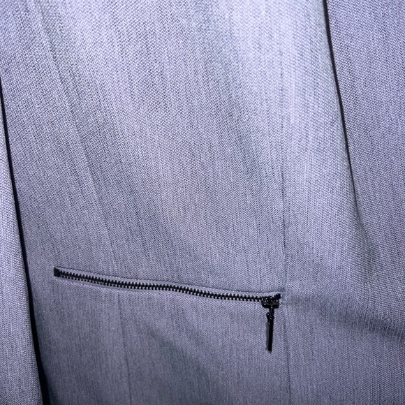 Kasper Light Purple (lavender) Blazer, size 22
Bundle Deal 3/$20 - Picture 3 of 4